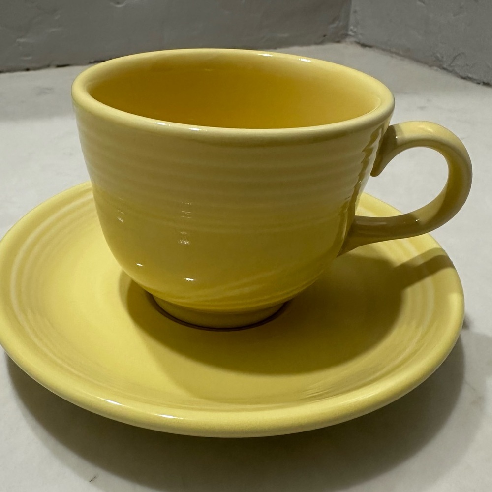 Fiesta Ware Homer Laughlin Pale Yellow Tea Coffee Cup Saucer Set Retired Color